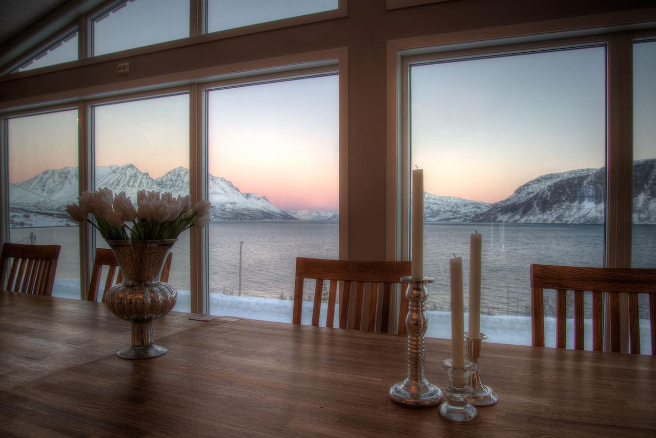 Uløybukta Arctic Panorama Lodge מראה חיצוני תמונה